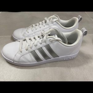 Adidas Superstar sz 9